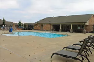 292 Dunvegan Ln, Burlington, NC 27215 - Photo 3