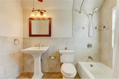 612 Parkway Boulevard, Reidsville, NC 27320 - Photo 11