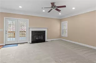 1360 Rosewood Ct, Winston-Salem, NC 27103 - Photo 9