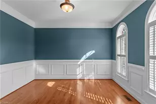 1360 Rosewood Ct, Winston-Salem, NC 27103 - Photo 7