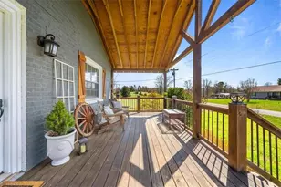 1729 Richmond Hill Church Rd, Boonville, NC 27011 - Photo 5