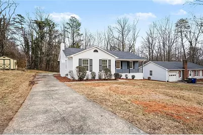 4055 Village Place, Winston-Salem, NC 27127 - Photo 3