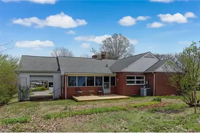 1311 Hawthorne Avenue, Reidsville, NC 27320 - Photo 21