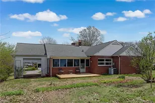 1311 Hawthorne Ave, Reidsville, NC 27320 - Photo 21