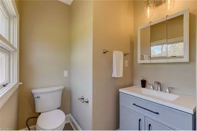 1311 Hawthorne Avenue, Reidsville, NC 27320 - Photo 9