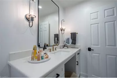 5915 Hollow Wood Court, Winston-Salem, NC 27104 - Photo 23