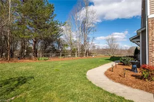 5915 Hollow Wood Ct, Winston-Salem, NC 27104 - Photo 5