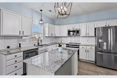 1869 Planters Walk Drive, Thomasville, NC 27360 - Photo 15