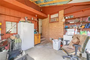 918 Hampton St, Eden, NC 27288 - Photo 27