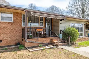 918 Hampton St, Eden, NC 27288 - Photo 5