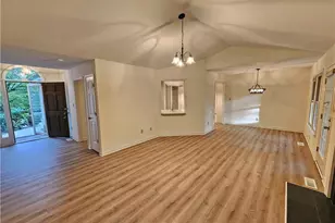 1311 Sherwood Dr, Reidsville, NC 27320 - Photo 7