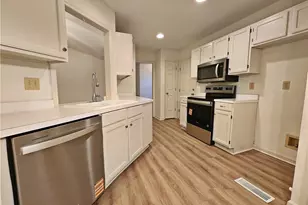 1311 Sherwood Dr, Reidsville, NC 27320 - Photo 13