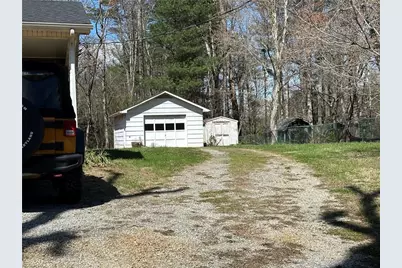 650 Brown Berry Road, North Wilkesboro, NC 28659 - Photo 21