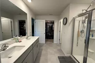 3724 Millennium Dr, Greensboro, NC 27455 - Photo 17