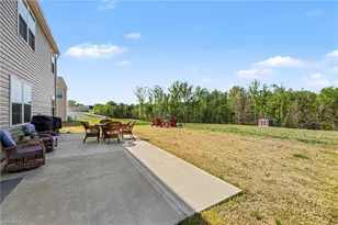 3724 Millennium Dr, Greensboro, NC 27455 - Photo 25