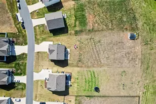 3724 Millennium Dr, Greensboro, NC 27455 - Photo 35