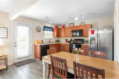 551 Clear Meadow Drive, Winston-Salem, NC 27107 - Photo 9