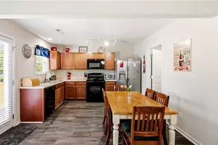551 Clear Meadow Dr, Winston-Salem, NC 27107 - Photo 11
