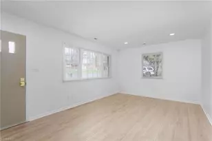 3005 Twin Lakes Dr, Greensboro, NC 27407 - Photo 13