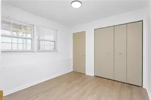 3005 Twin Lakes Dr, Greensboro, NC 27407 - Photo 23