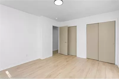 3005 Twin Lakes Drive, Greensboro, NC 27407 - Photo 15