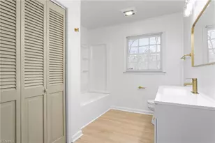 3005 Twin Lakes Dr, Greensboro, NC 27407 - Photo 11