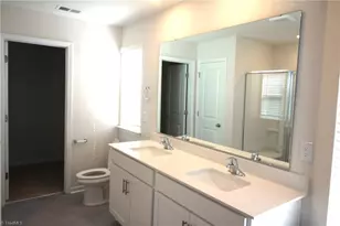 1489 Hallview Ct, Kernersville, NC 27284 - Photo 13