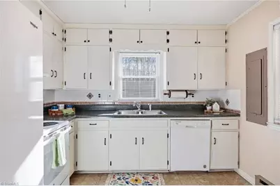 3176 Rogers Road, Graham, NC 27253 - Photo 5