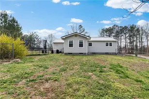 379 Pat Nixon Rd, State Road, NC 28676 - Photo 33