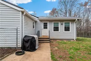 379 Pat Nixon Rd, State Road, NC 28676 - Photo 29