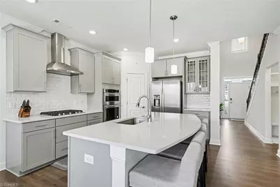 4290 Pelican Street, High Point, NC 27265 - Photo 15