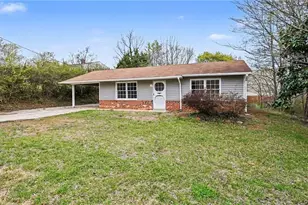 110 Hedgecock Rd, High Point, NC 27265 - Photo 3