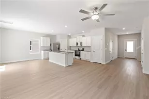 3410 Robindale Dr, Winston-Salem, NC 27107 - Photo 5