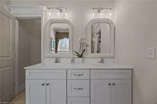 2016 Aramanche Dr, Burlington, NC 27215 - Photo 11