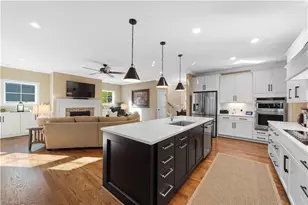 7608 Monty Dr, Kernersville, NC 27284 - Photo 9