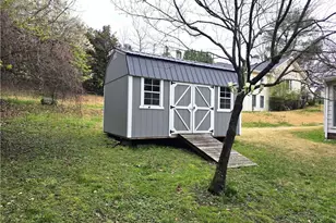 611 Arch St, Mount Airy, NC 27030 - Photo 7