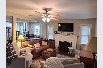 611 Arch Street, Mount Airy, NC 27030 - Photo 11