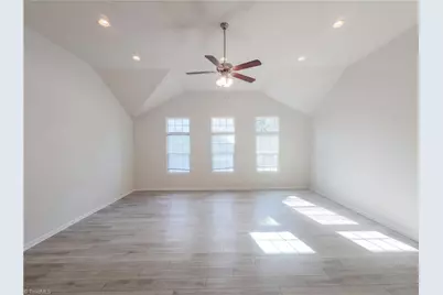 266 Kendall Drive, Winston-Salem, NC 27107 - Photo 9