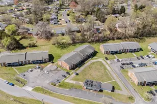 2817 North O.Henry Boulevard, Greensboro, NC 27405 - Photo 7