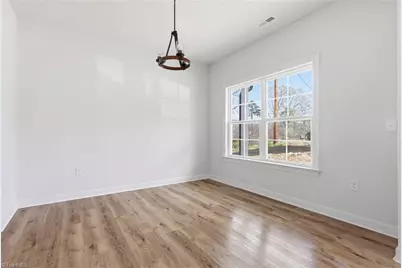 531 Dogwood Circle, High Point, NC 27260 - Photo 7