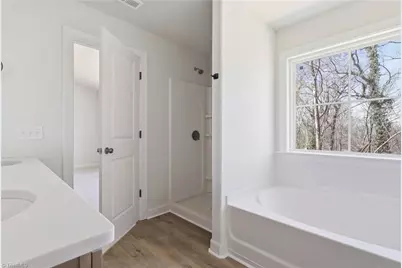 531 Dogwood Circle, High Point, NC 27260 - Photo 25