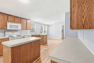 248 Mulberry Park Rd, North Wilkesboro, NC 28659 - Photo 9