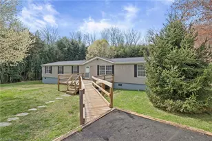 248 Mulberry Park Rd, North Wilkesboro, NC 28659 - Photo 41