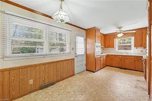 3410 Fern Pl, Greensboro, NC 27408 - Photo 7