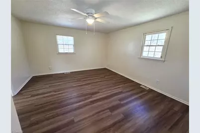 1461 Chestnut Grove Road, King, NC 27021 - Photo 11