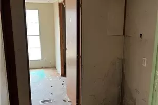 2416 Minorwood Rd, Greensboro, NC 27405 - Photo 15