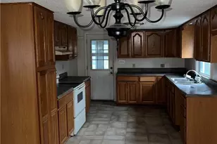 2416 Minorwood Rd, Greensboro, NC 27405 - Photo 3