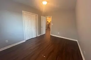 517 Market St, Graham, NC 27253 - Photo 9