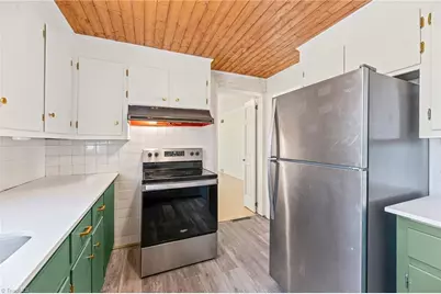 1401 Drumcliffe Road, Winston-Salem, NC 27103 - Photo 17