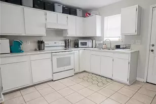 3210 Spring St, Greensboro, NC 27405 - Photo 7